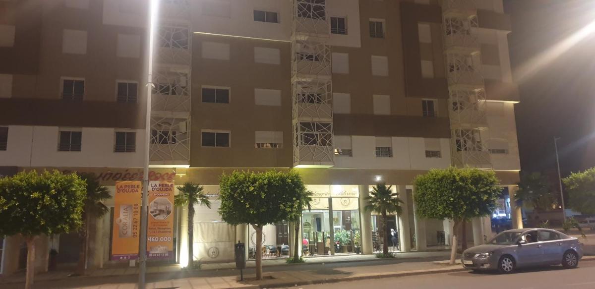 Coralia Bel F3 clim wifi parking privé Iptv - Housity