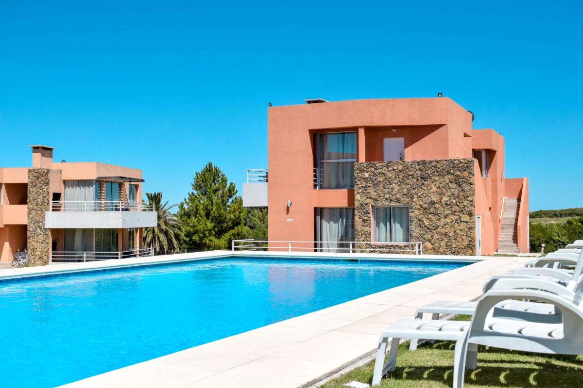 Lomas del Real Apart - Housity