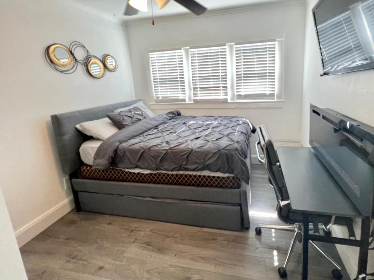 Suitetrails - 2 Bedroom Villa In Los Angeles