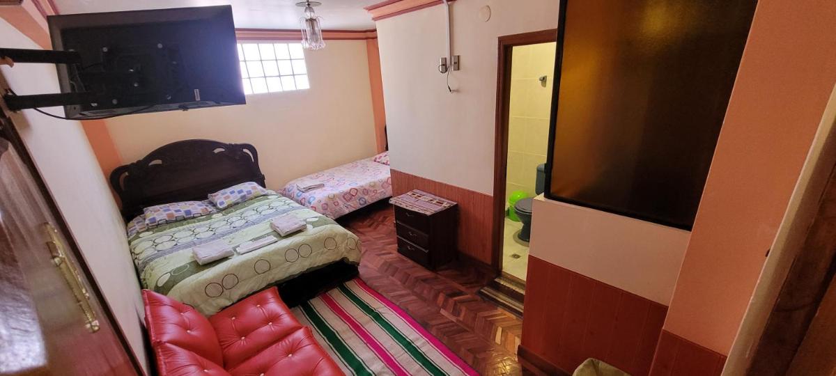 Hostal Sol y Luna - Housity