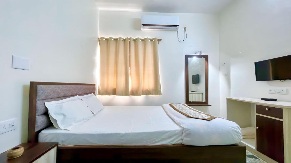 Hotel Basundhara - Housity