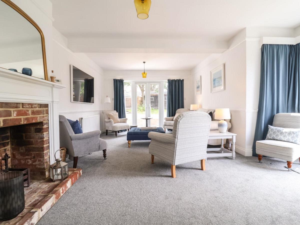 High Ground, Reydon - Housity