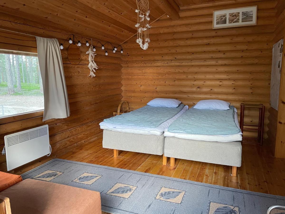 Kolmiloukon leirintäalue - Housity