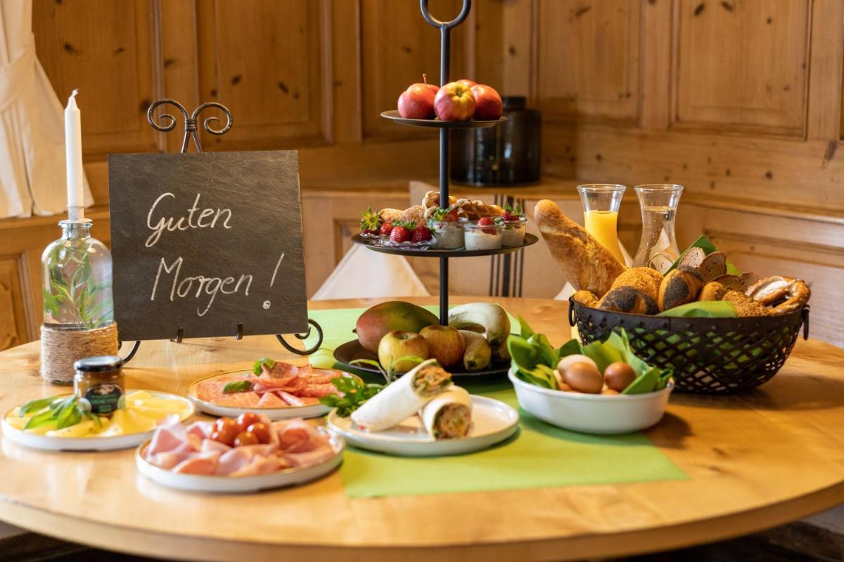 Hotel Baumann - Housity