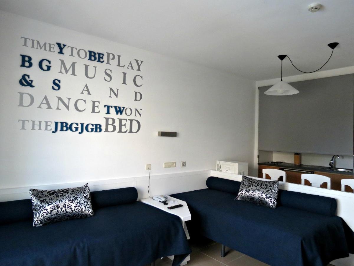 Cama o camas de una habitación en BG Pamplona