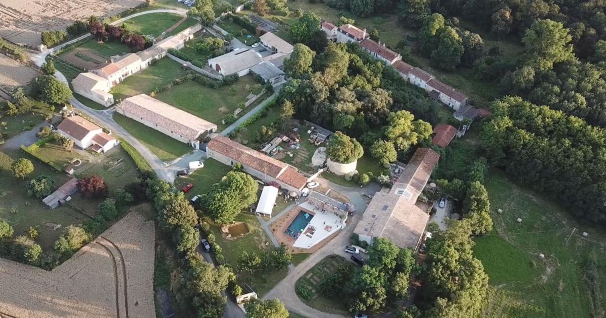 Gite de St Hilaire - Housity