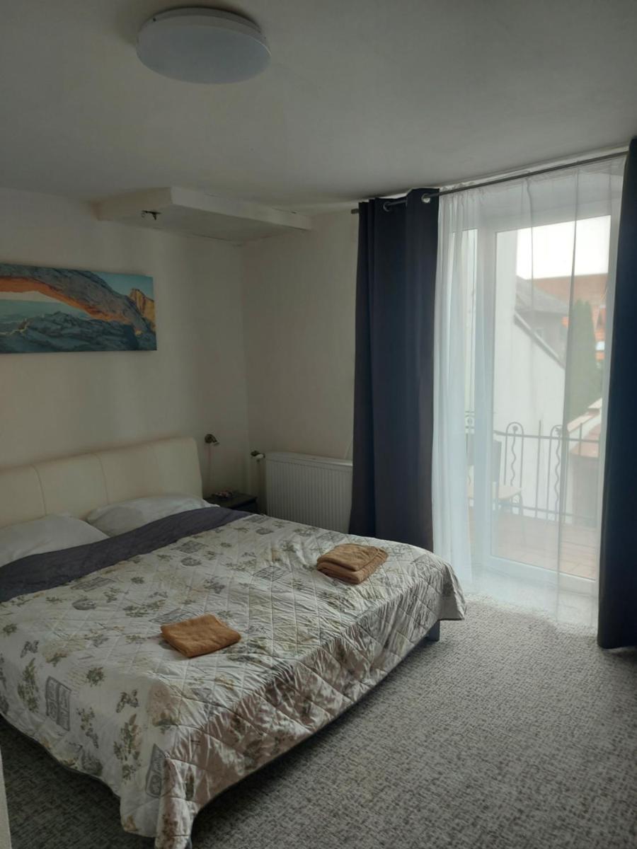 Picolo apartmany - Housity