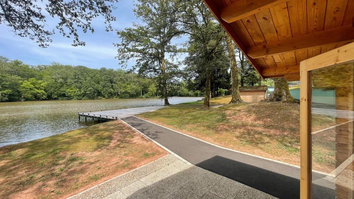 Hébergement au bord de l'eau - Housity