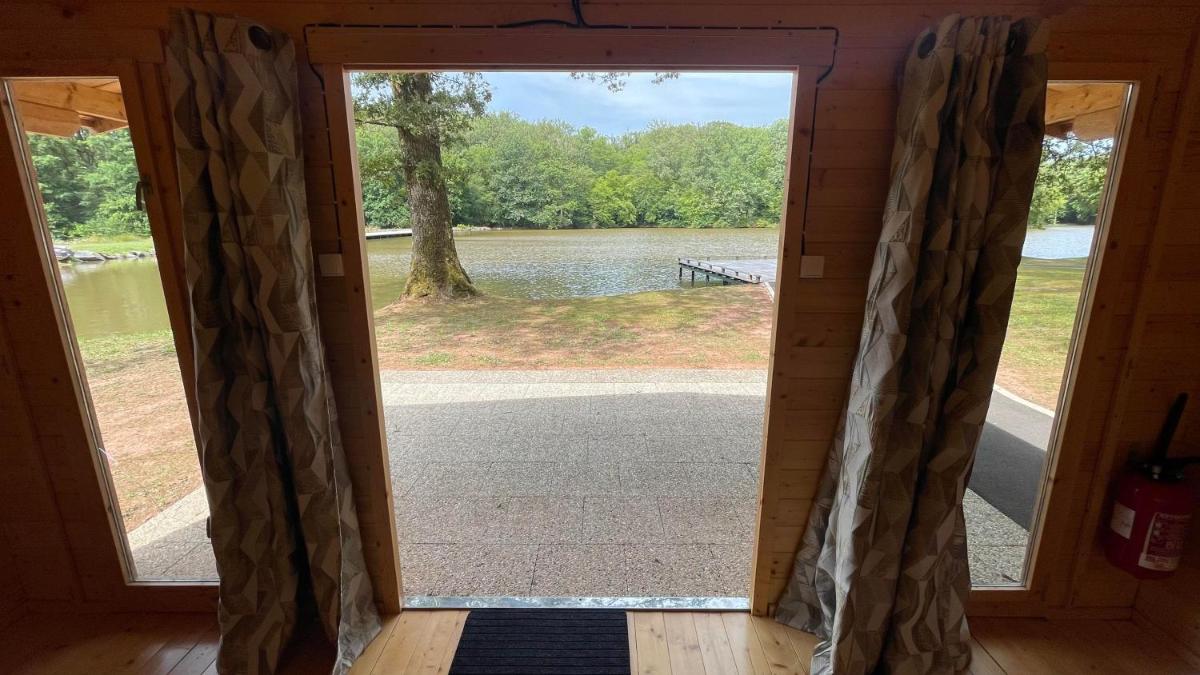 Hébergement au bord de l'eau - Housity
