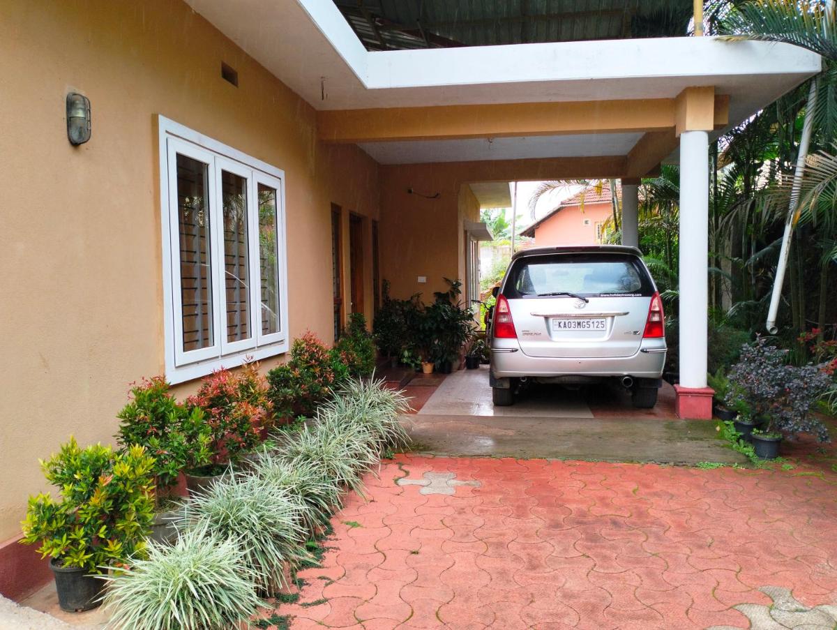 Holidayincoorg Orchid Villa - Housity
