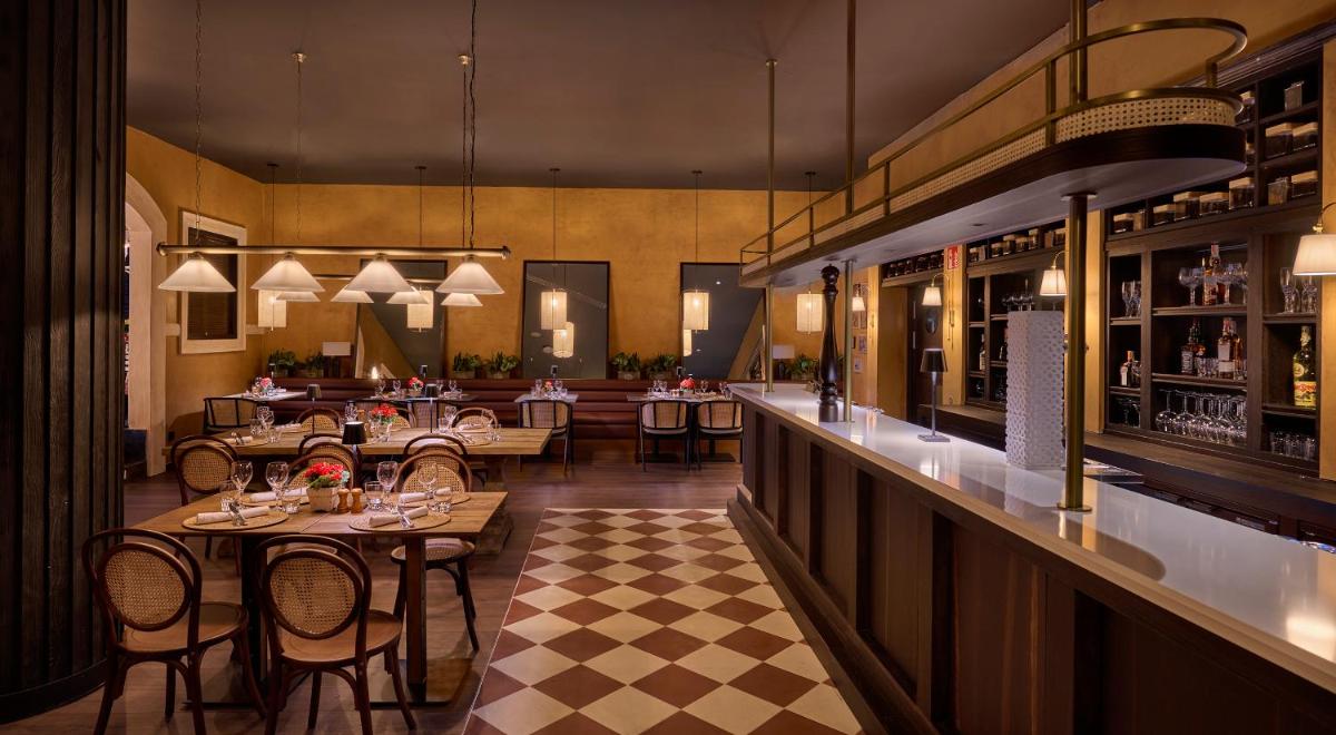 Un restaurante o sitio para comer en Grand Hyatt La Manga Club Golf & Spa