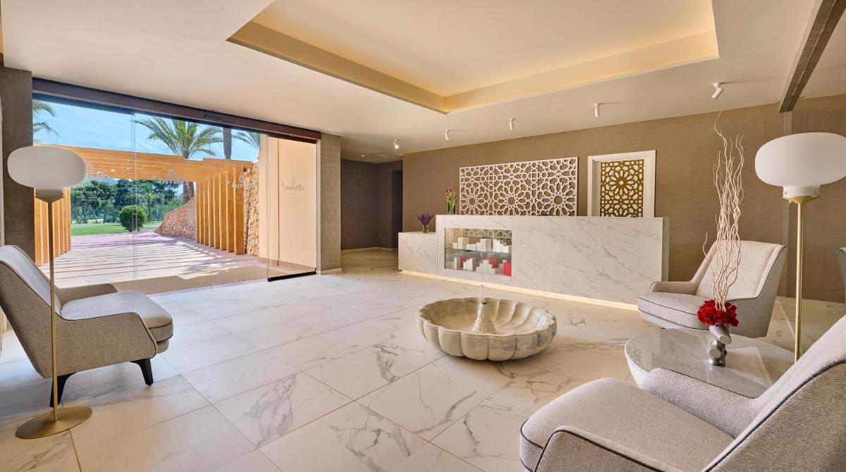 Cama o camas de una habitación en Grand Hyatt La Manga Club Golf & Spa