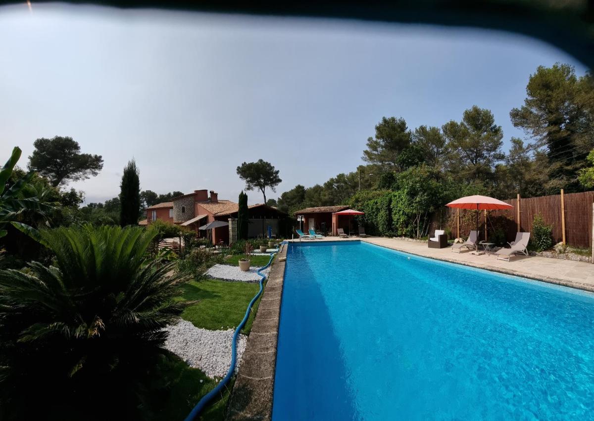 Mas d'Azur - Housity