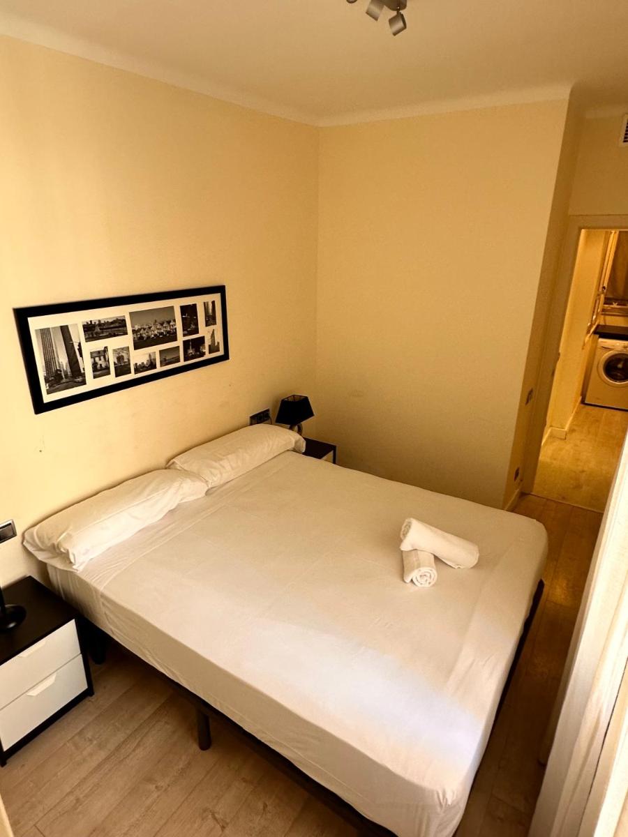 Gracia Barcelona Apartment - Housity