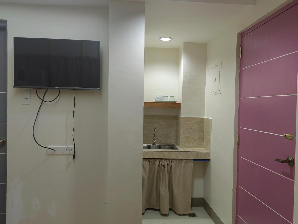 Mansion 8 Residences - Housity