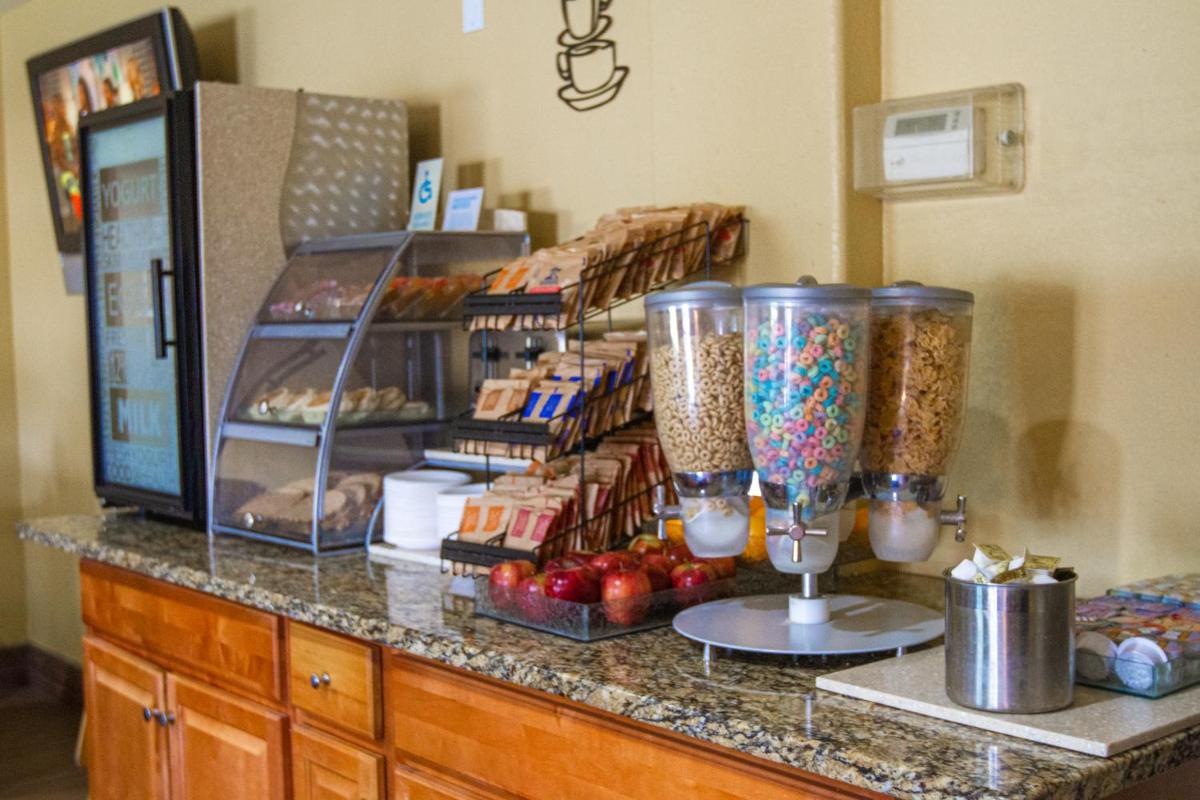 First Choice Inn at the Swell - Housity