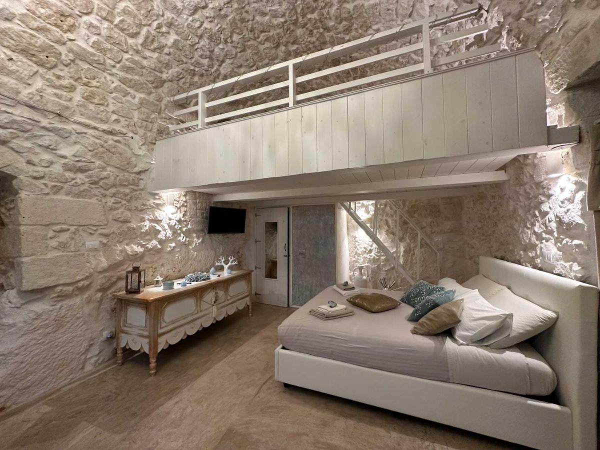 Bianco Calce - Ostuni - Housity