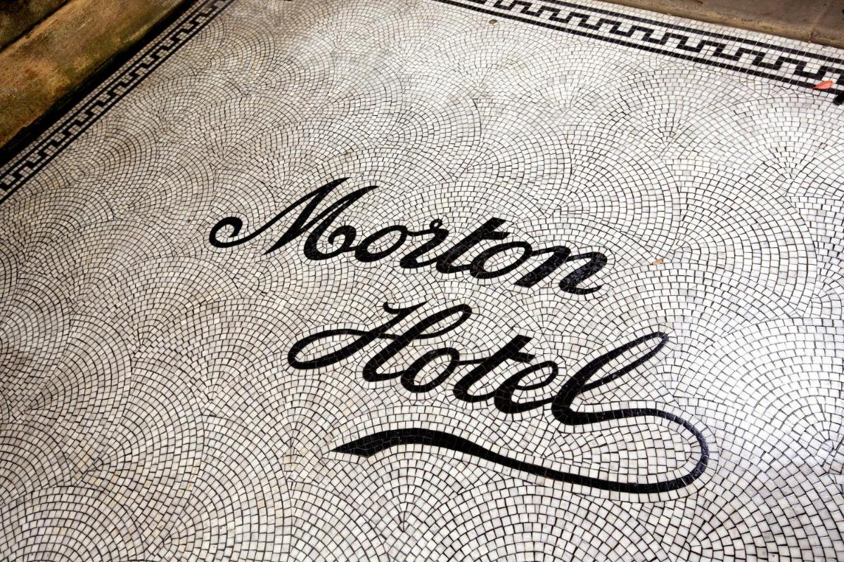 Morton Hotel - Housity