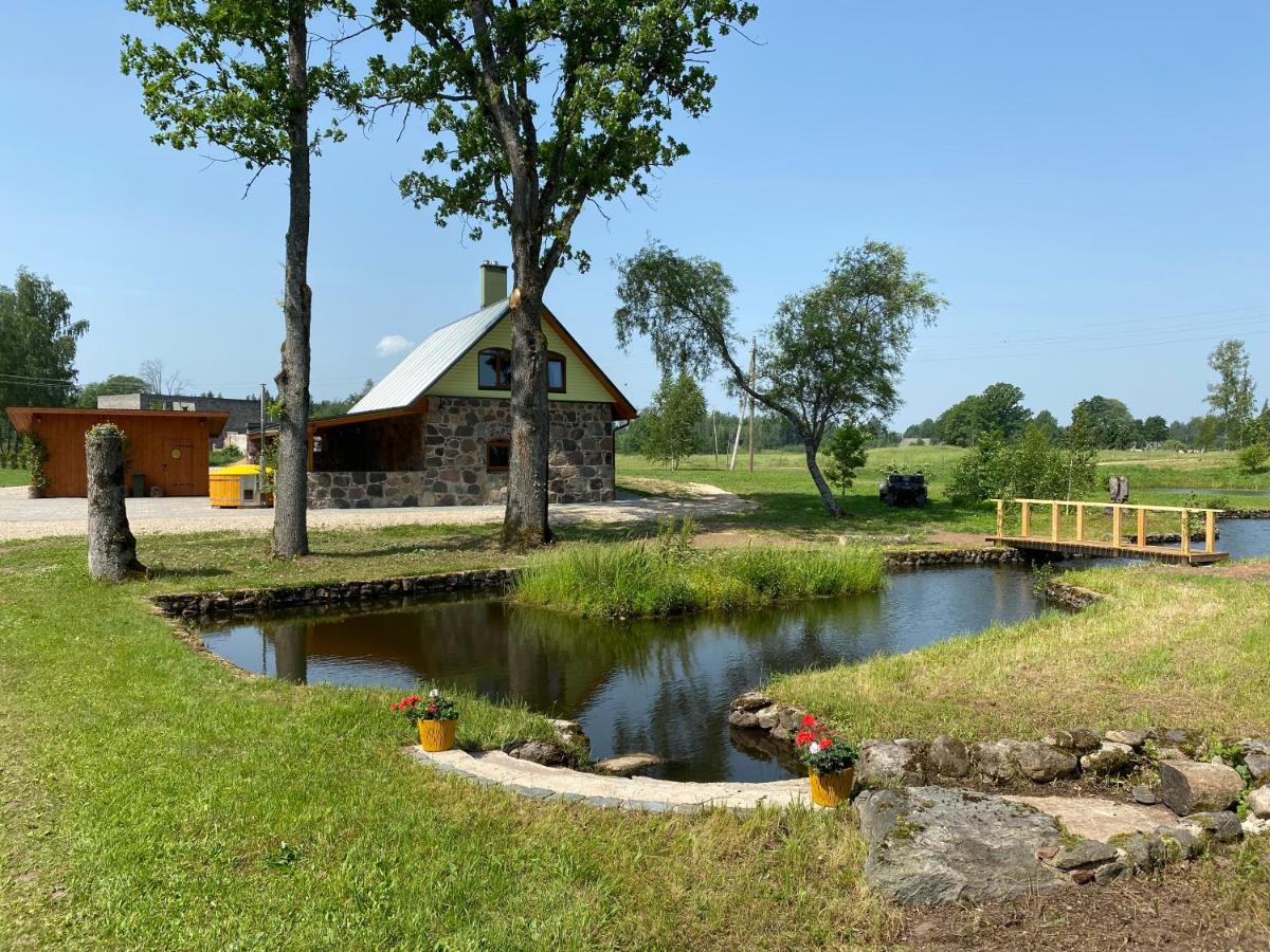 Brīvdienu māja Kaļviļumi - Housity