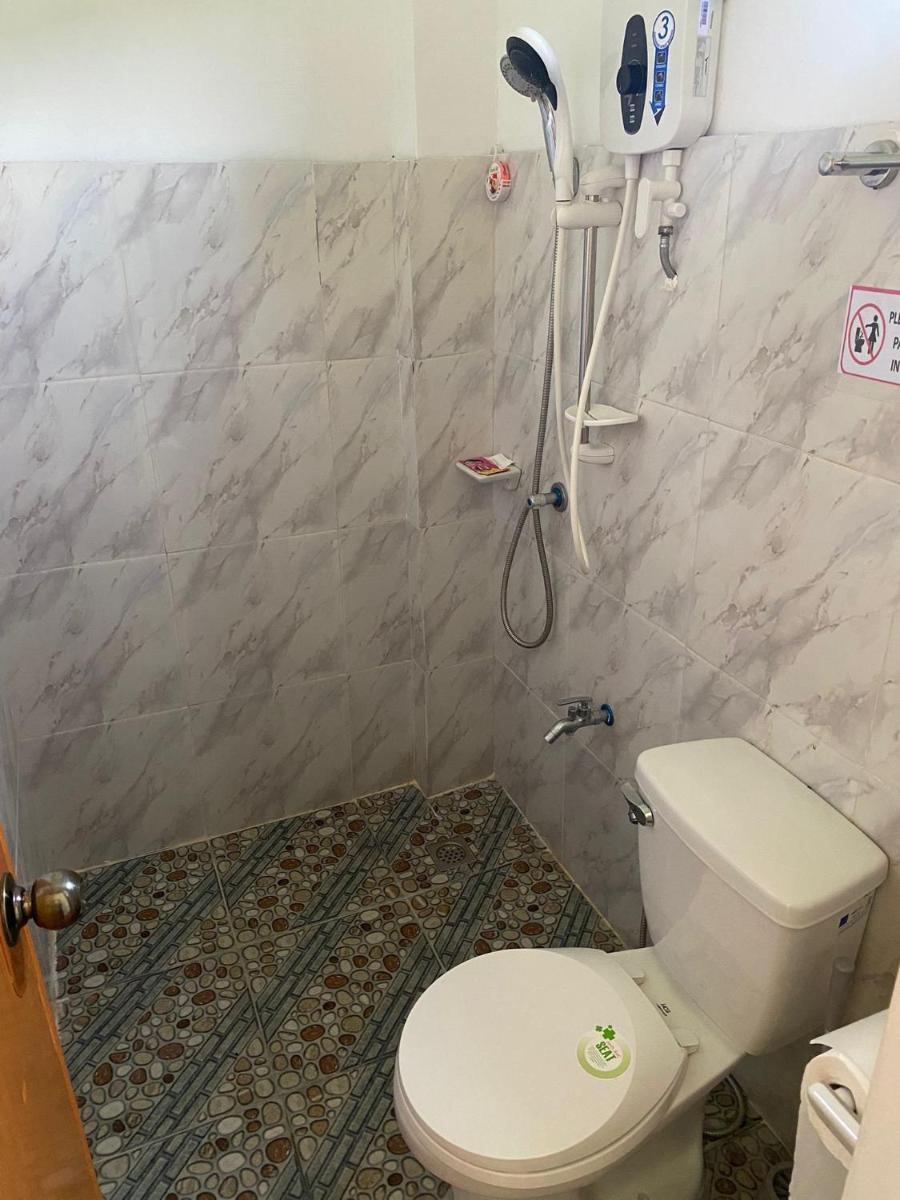 Jeno Tourist Inn - Housity