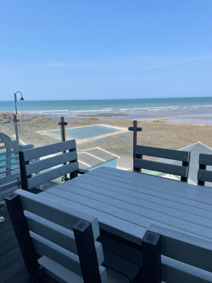Seafront House 3 - Golden Bay Holiday Village - Housity