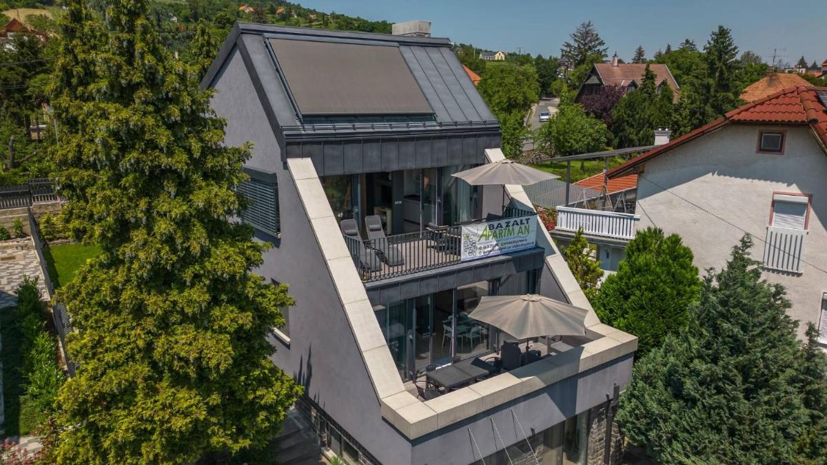 Bazalt Apartman - Housity