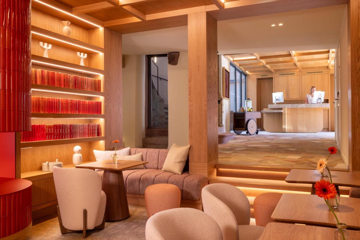 Hotel Le Colombier - Housity