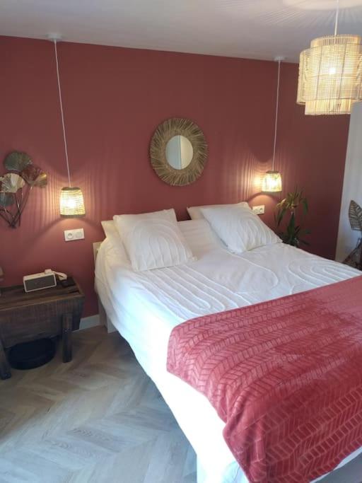 Gite de La Louverie - Housity