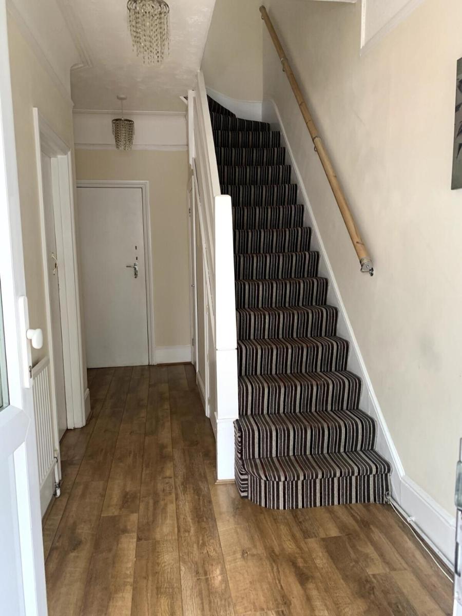 SILVERDALE HOUSE - Housity