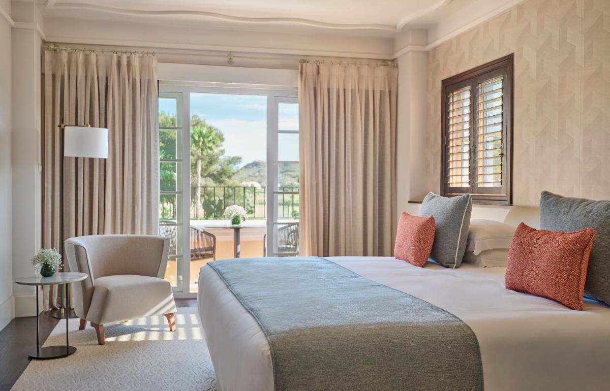 Cama o camas de una habitación en Grand Hyatt La Manga Club Golf & Spa