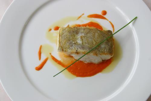 Comida en o cerca de este hotel