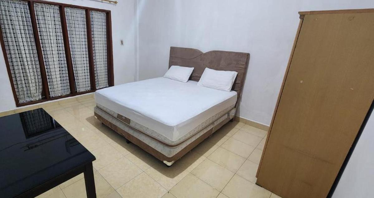 Permata Homestay Kotamobagu Mitra RedDoorz - Housity