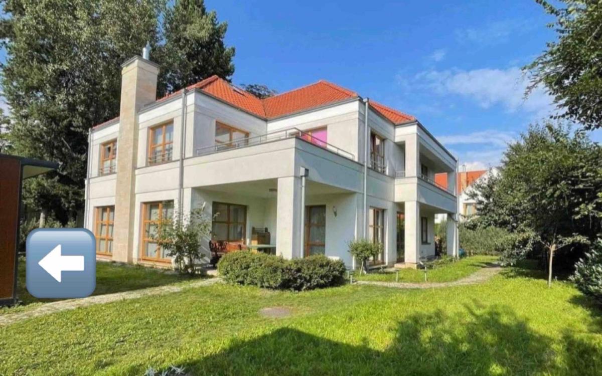 Luxury Villa Warsaw - Housity