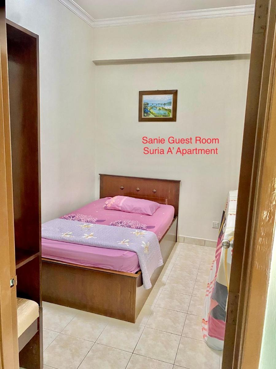 Sanie Guest Room Suria A' Apartment, Bukit Merah Laketown Resort - Housity