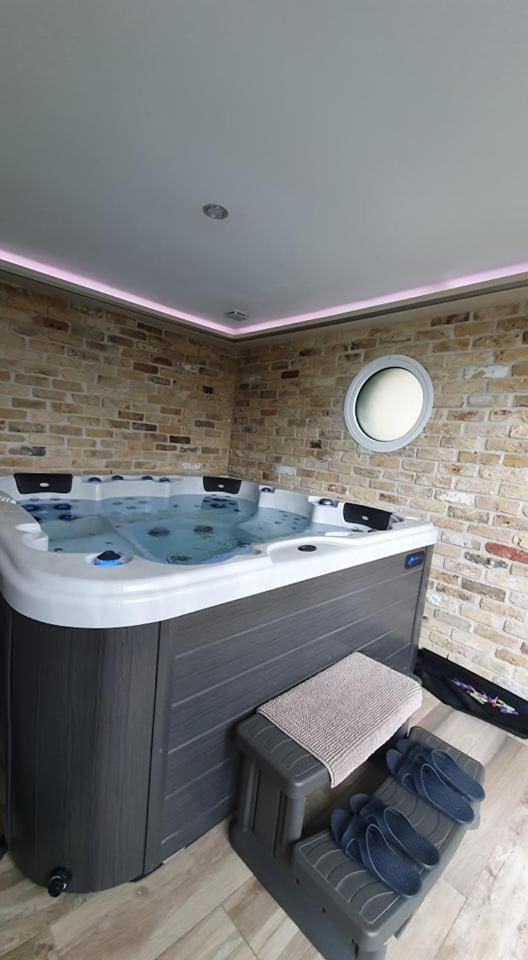 Bulles d'un soir Gite SPA - Housity