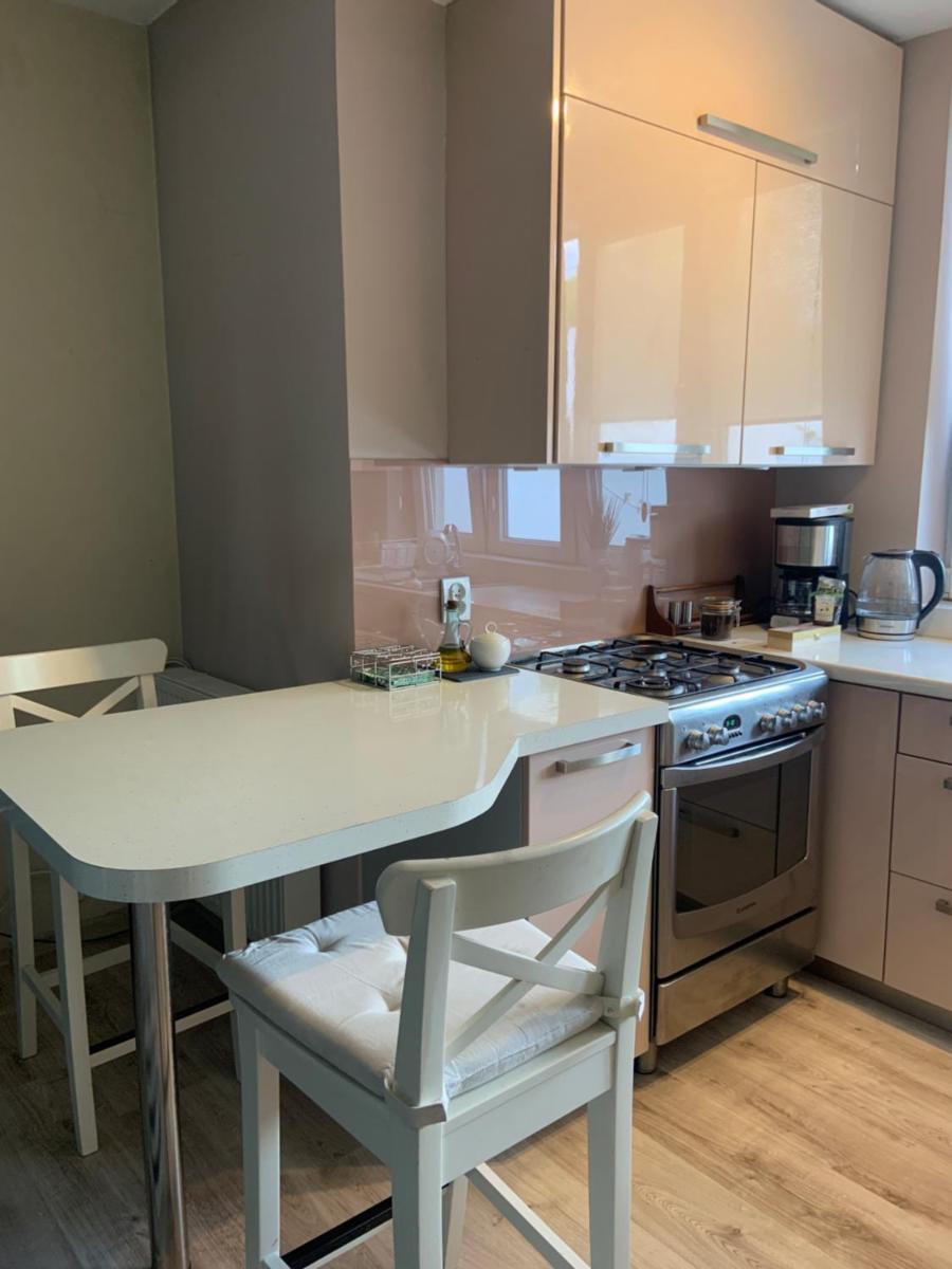 Cozy Independent guest apartment, free parking - Hizvo