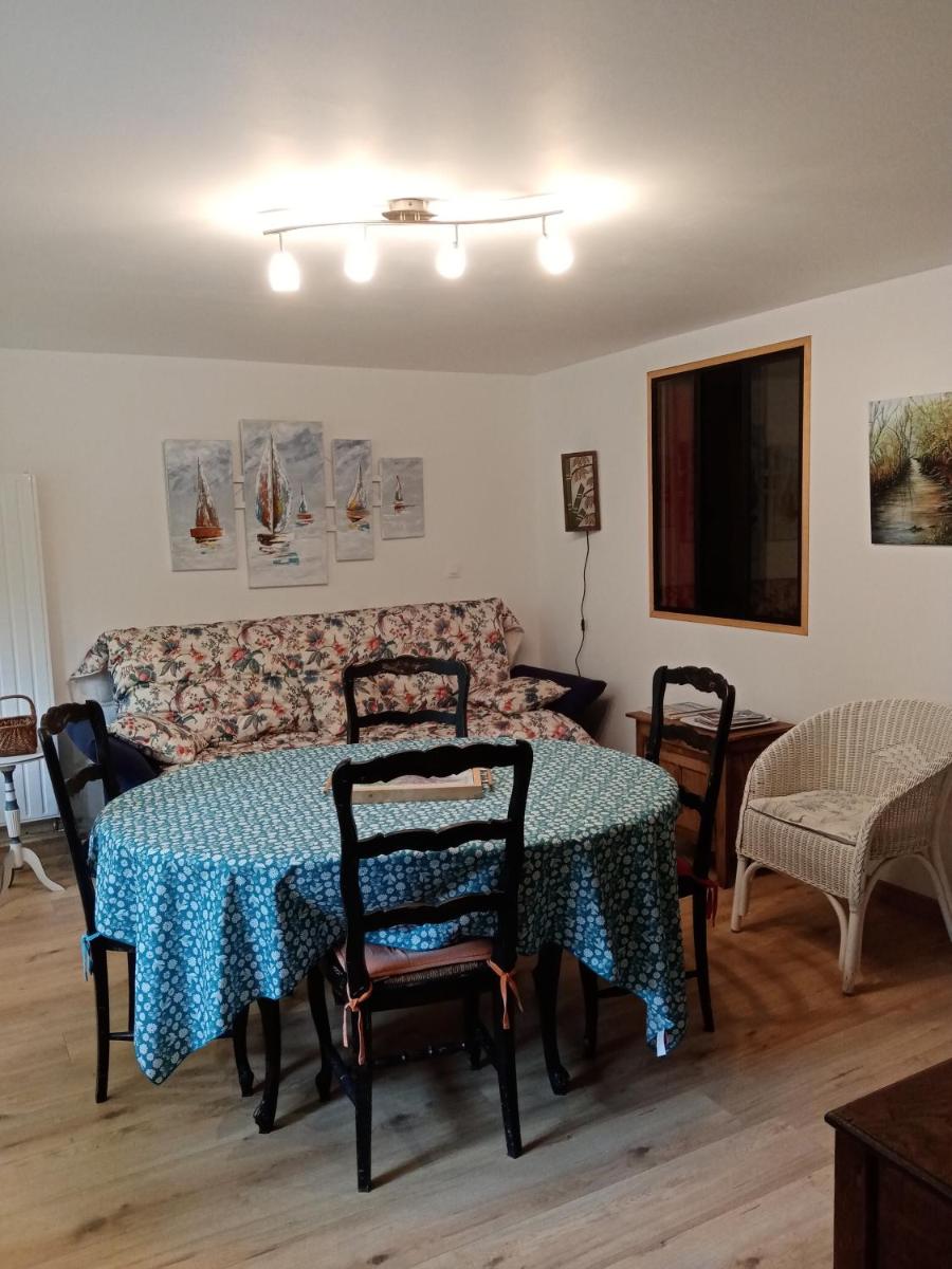Hentig ar Feunteun - Housity