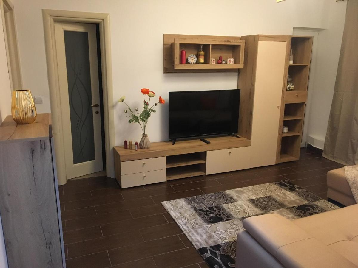 Central Home - Housity