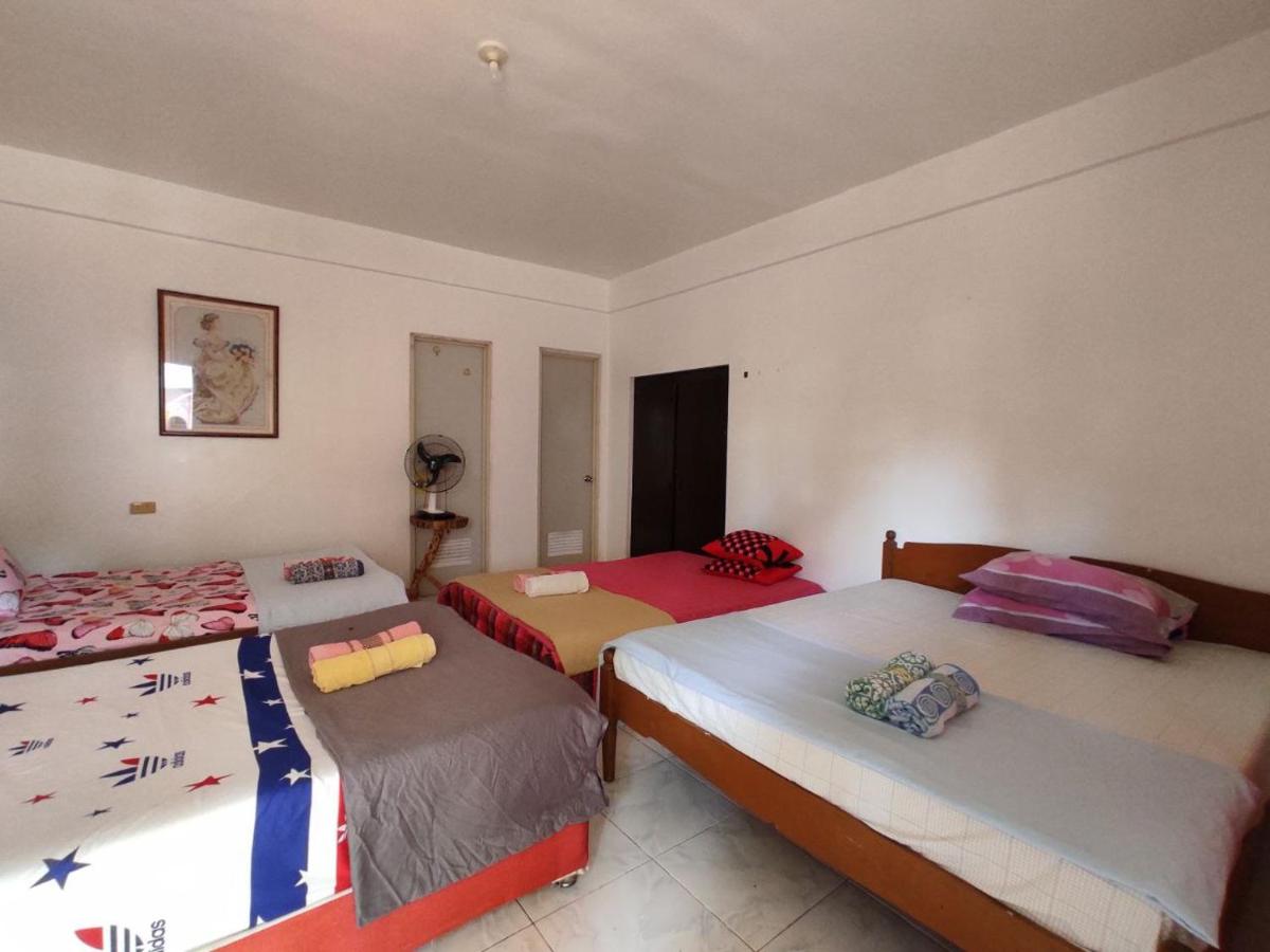 Riverside at Aninuan Accommodation and Food - Housity