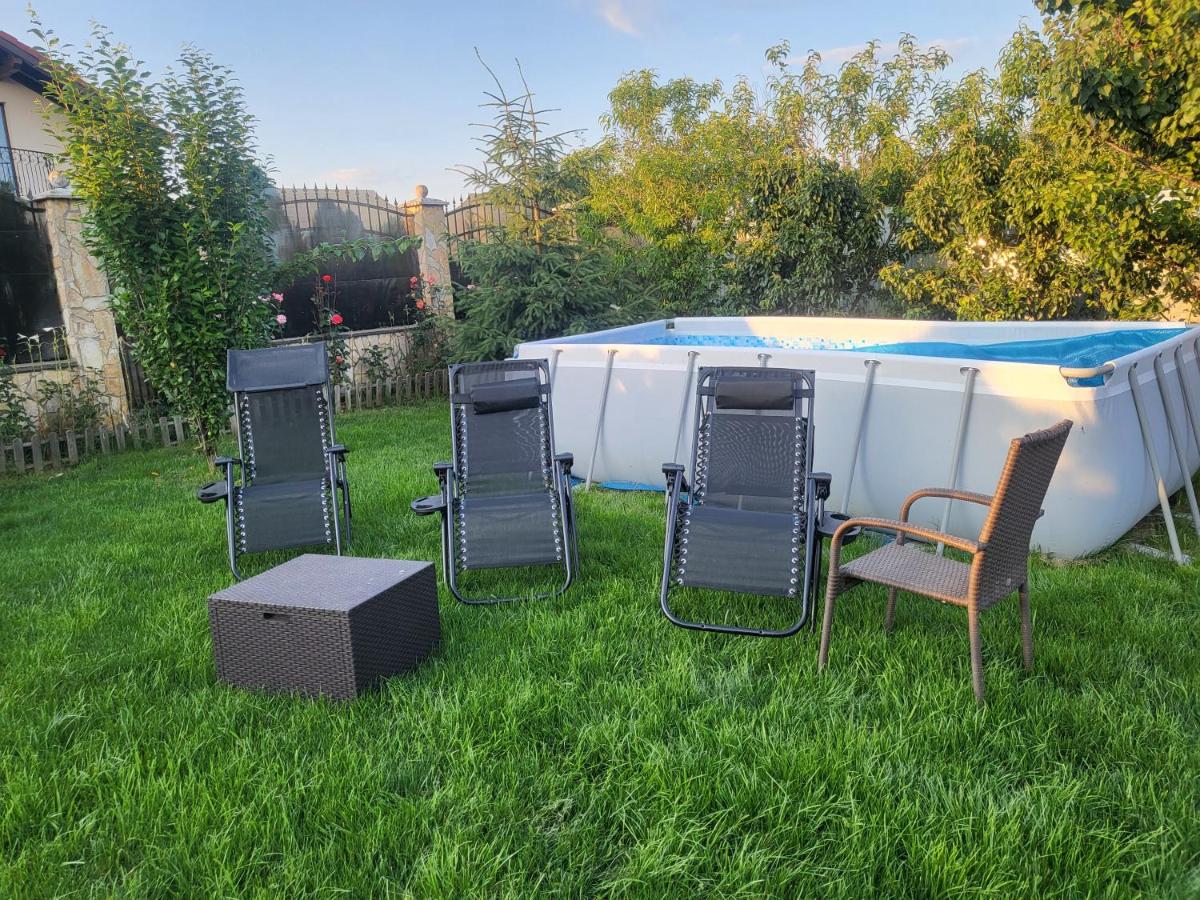 Vila Sabina ,cu jacuzzi și grătar in terasa exterioara - Housity