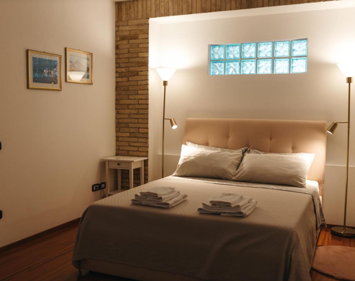 Panphilia: Holiday Apartment - Housity