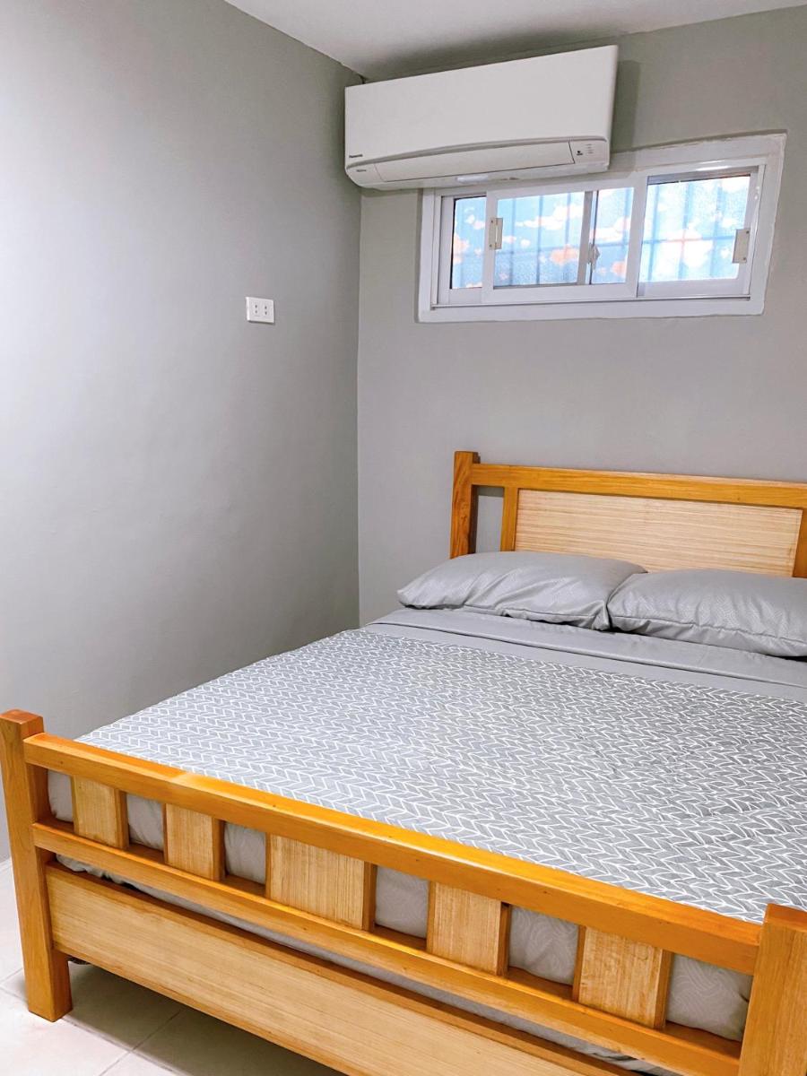 The Doll House 1 - Housity