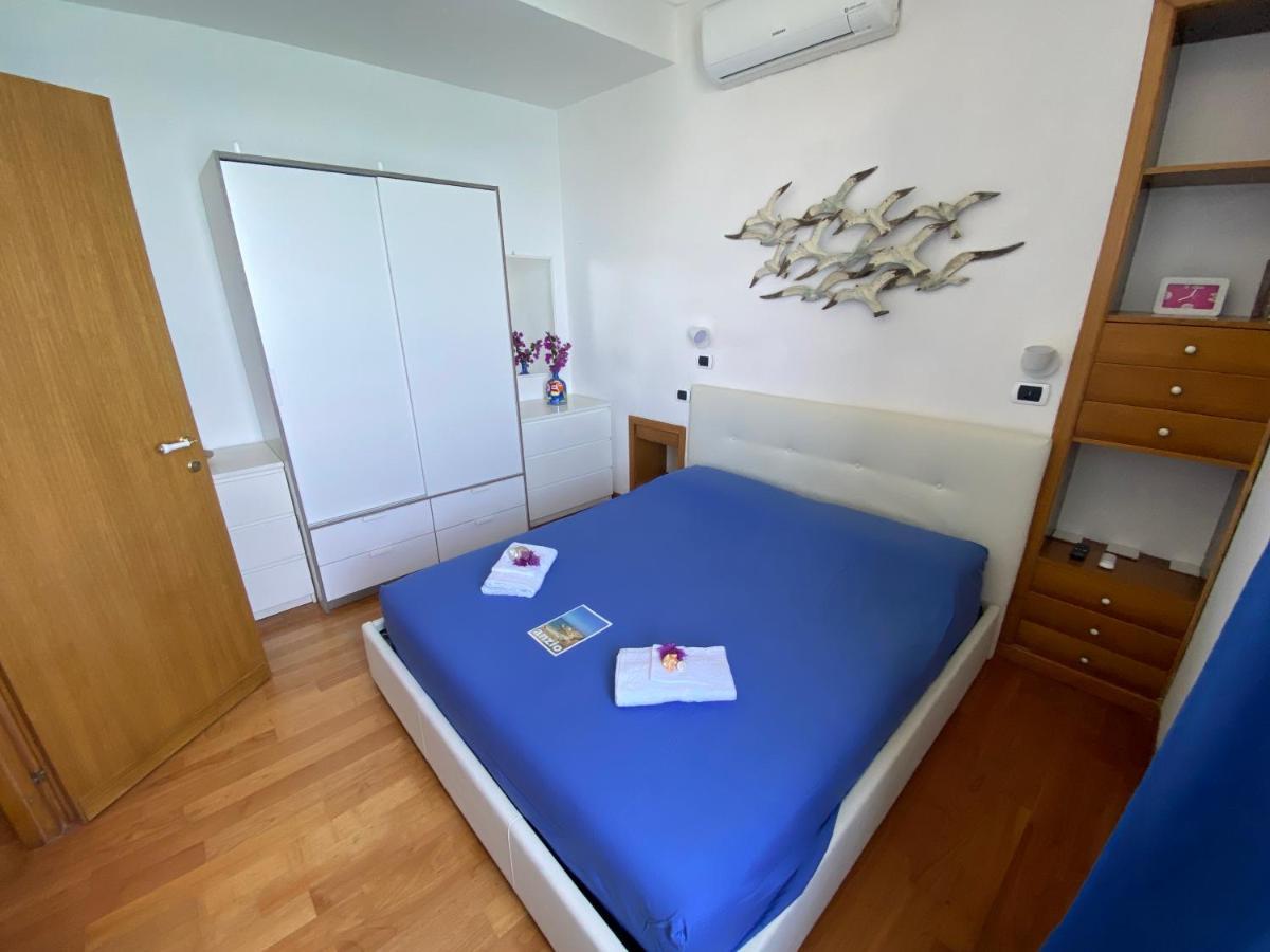 Attico Il Gabbiano (Centralissimo Porto di Anzio) - Housity