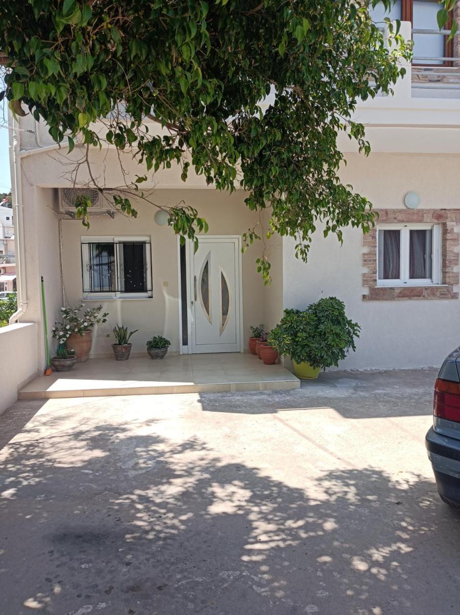 Krystallenia's House - Housity