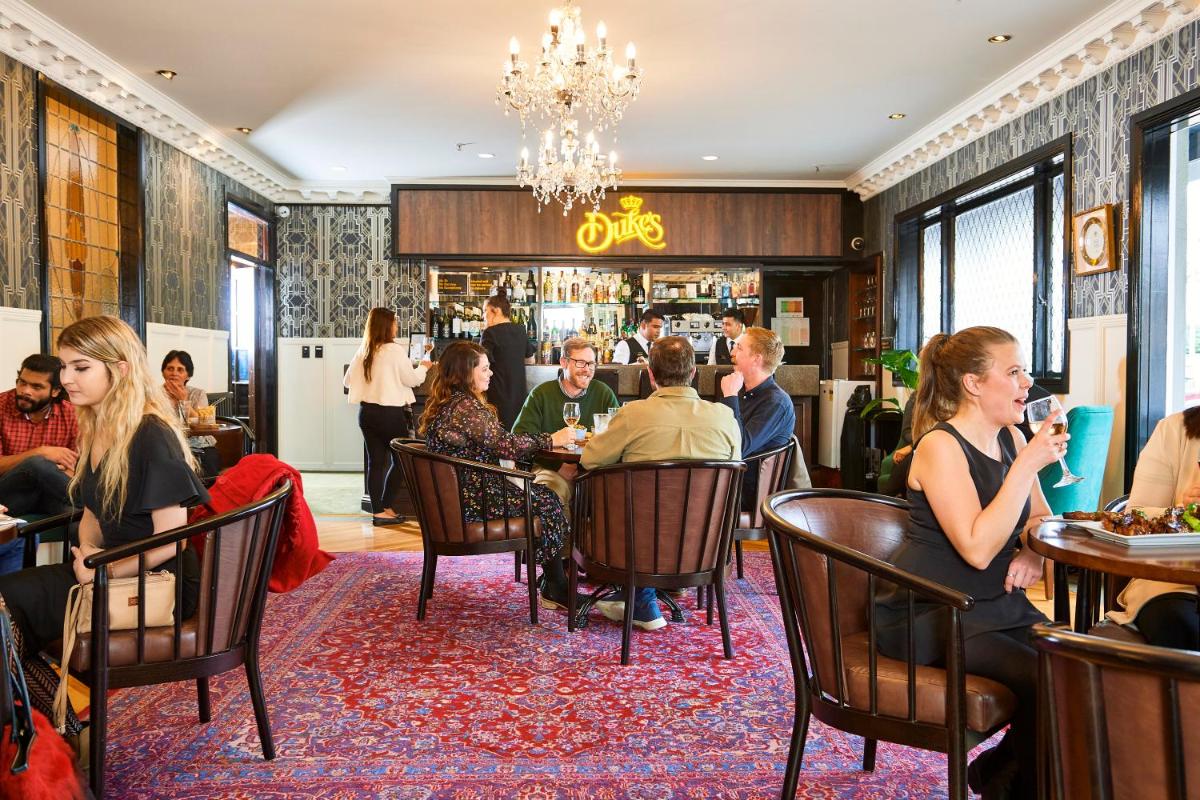 Prince's Gate Hotel - Hizvo