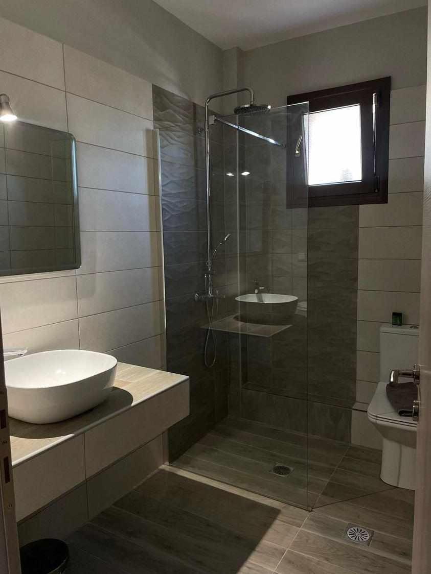Sinodinos Deluxe Apartments - Housity