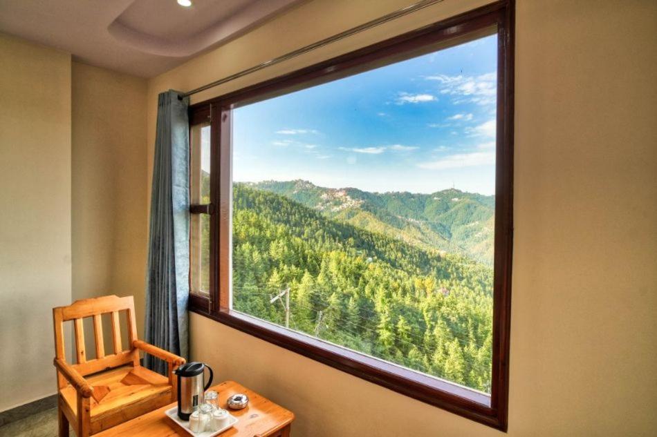 Suitetrails - Shimla Alpine Regency