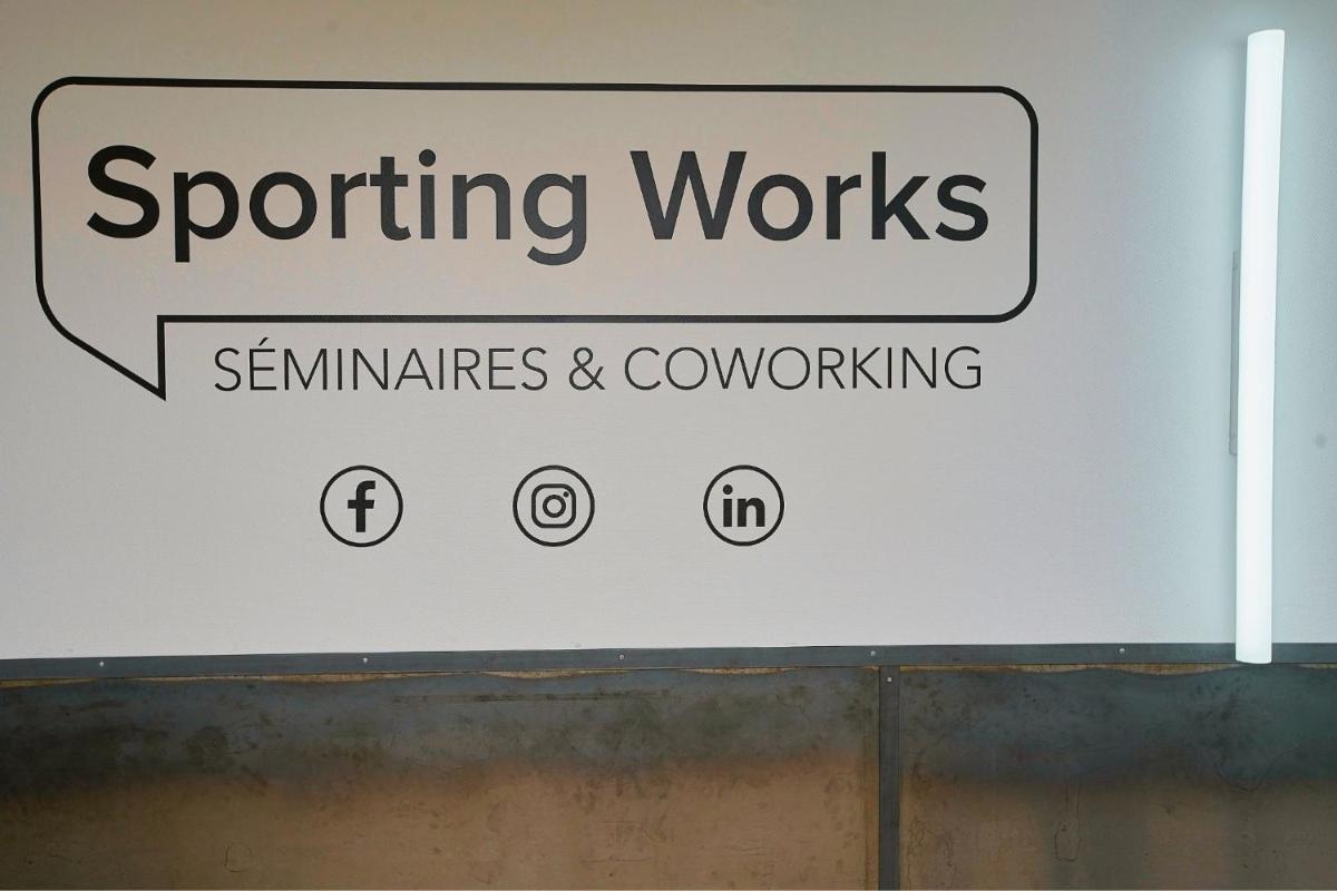 Certificat, récompense, panneau ou autre document affiché dans l'établissement Sporting House Hôtel