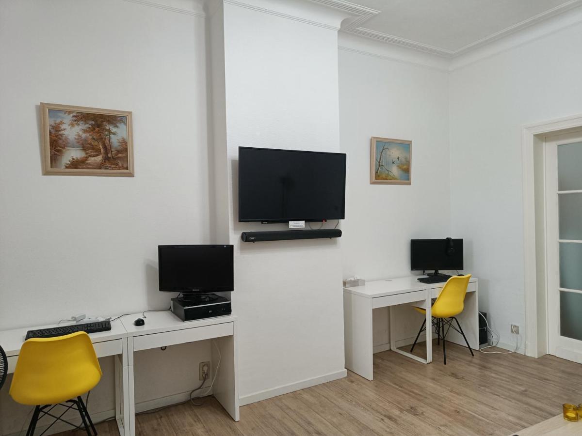 The Brussels-Laken Appartement - Hizvo