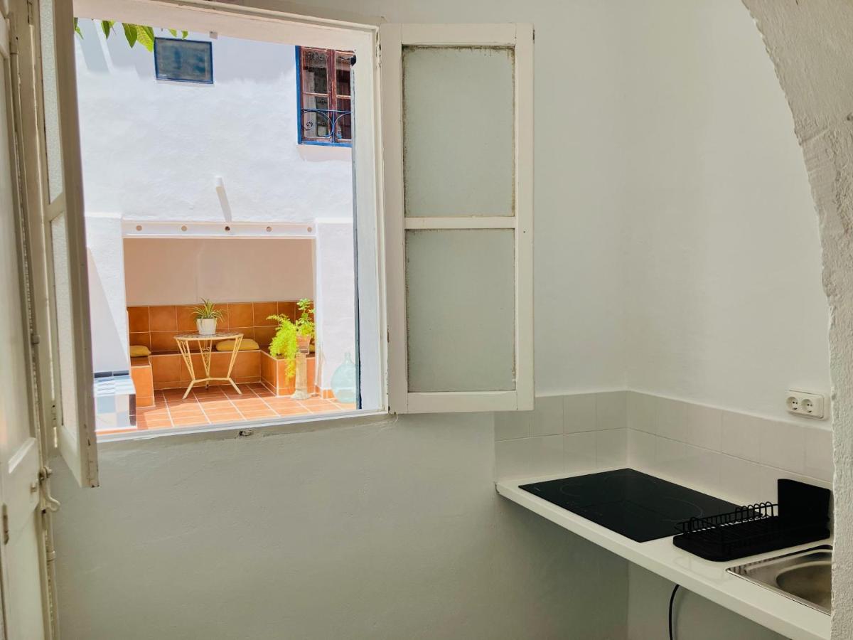 Hostal Pons - Housity